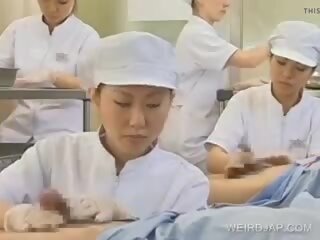 Japonsko medicinska sestra deluje poraščeni penis, brezplačno seks film b9
