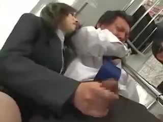 Asiatiskapojke avrunkning i offentlig tåg, fria offentlig röret porr video- 08 | xhamster