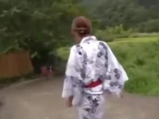 Japońskie mamuśka: japońskie reddit porno wideo 9b